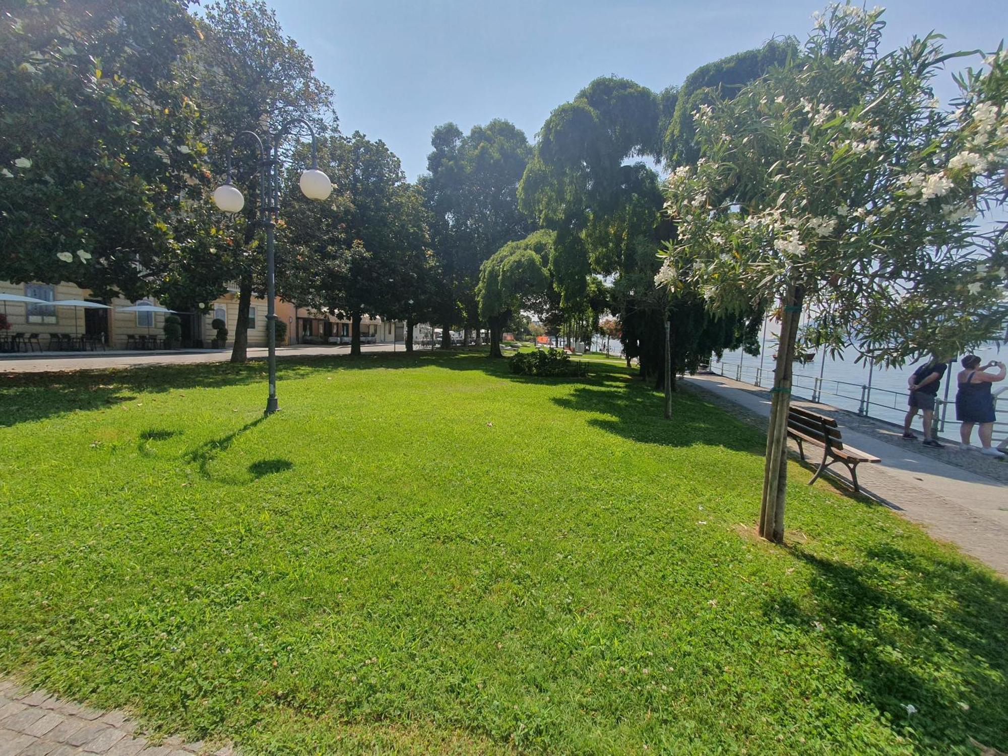 Appartamenti Vicino Al Lago Con Bikeparking Verbania Exterior photo